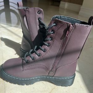 Brown forever 21 boots